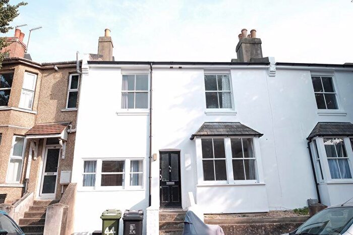 4 Bedroom Terraced House To Rent In Riley Road, Brighton, BN2