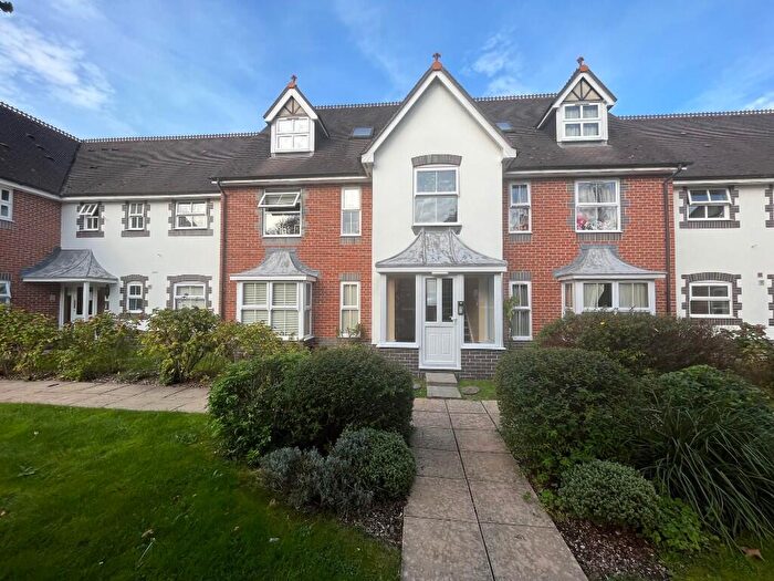 1 Bedroom Apartment For Sale In Kennet Way, Hungerford, RG17