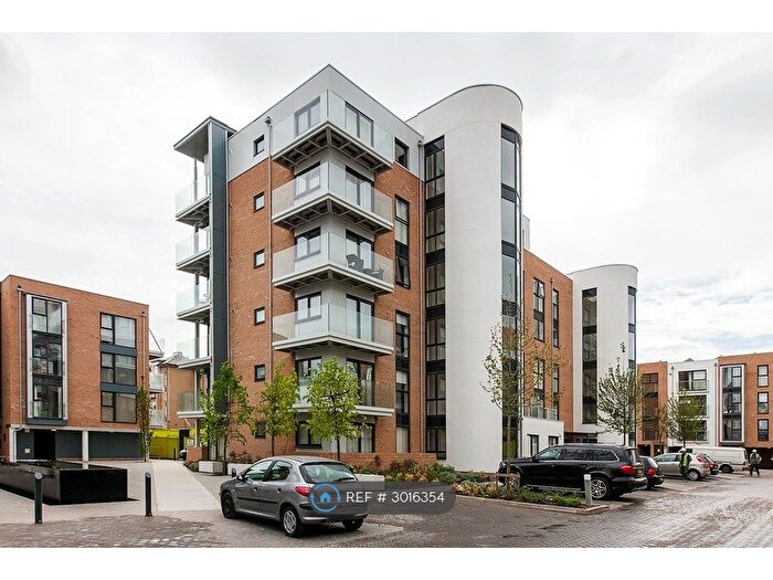 2 Bedroom Flat To Rent In Pym Court, Cambridge, CB1