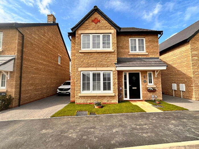4 Bedroom Detached House For Sale In Viking Street, Oakham, LE15