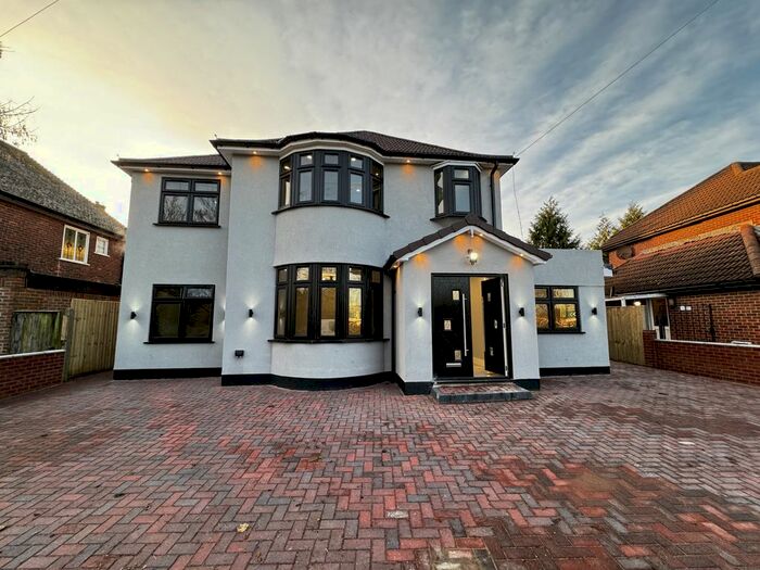 6 Bedroom Detached House To Rent In Park Road, Uxbridge, Greater London, UB8