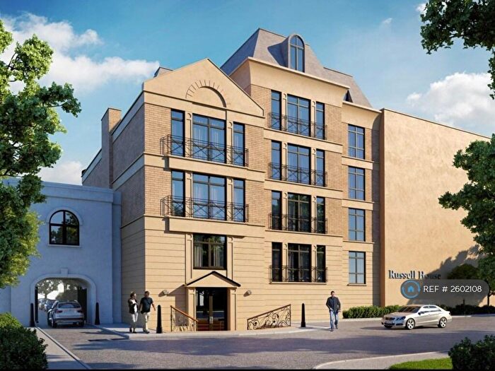 1 Bedroom Flat To Rent In Russell House, Brighton, BN1