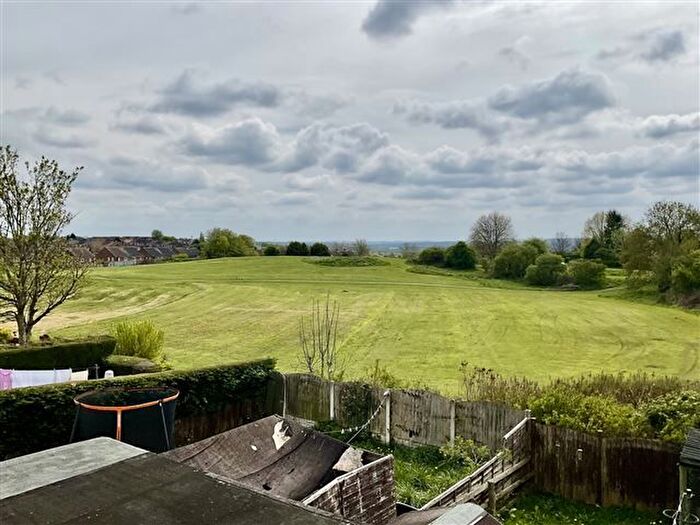 2 Bedroom Flat For Sale In Mason Avenue, Swallownest, Sheffield, S26