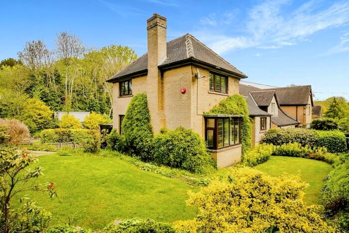 3 Bedroom Detached House For Sale In Fenay Lane, Fenay Bridge, Huddersfield, West Yorkshire, HD8