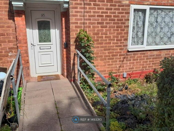 3 Bedroom Terraced House To Rent In Weoley Castle Road, Birmingham, B29