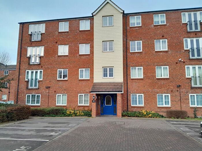 2 Bedroom Flat To Rent In Mill Bridge Close, Retford, DN22