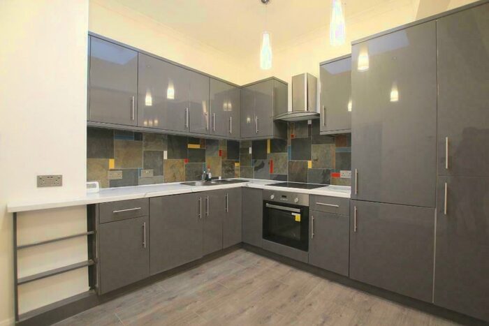 1 Bedroom Flat To Rent In Park Road, London, N8