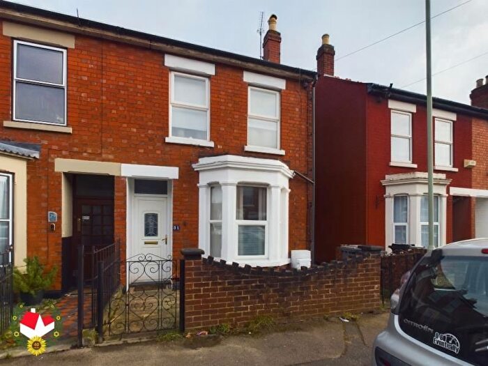 2 Bedroom Property To Rent In Calton Road, Linden, Gloucester, GL1
