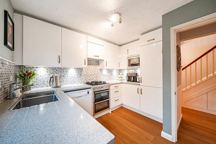 3 Bedroom Detached House For Sale In Millwright Way, Flitwick, MK45