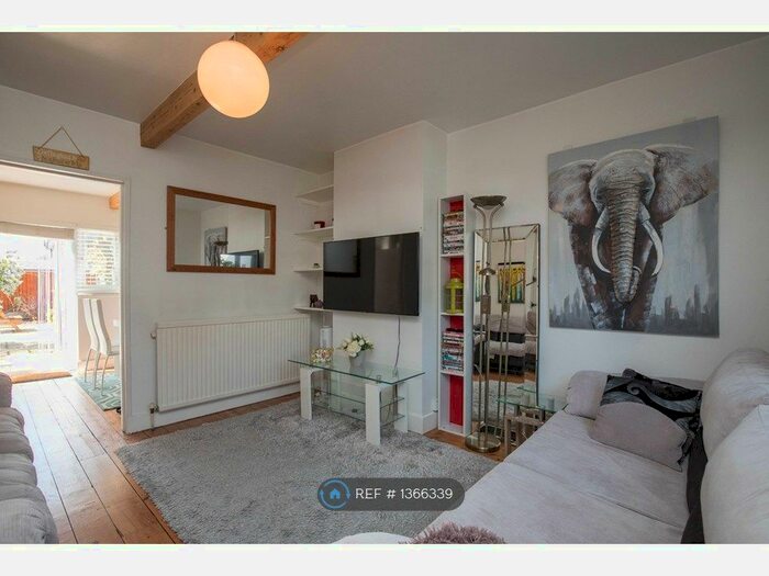 2 Bedroom Terraced House To Rent In New Road, Hanworth, Feltham, TW13