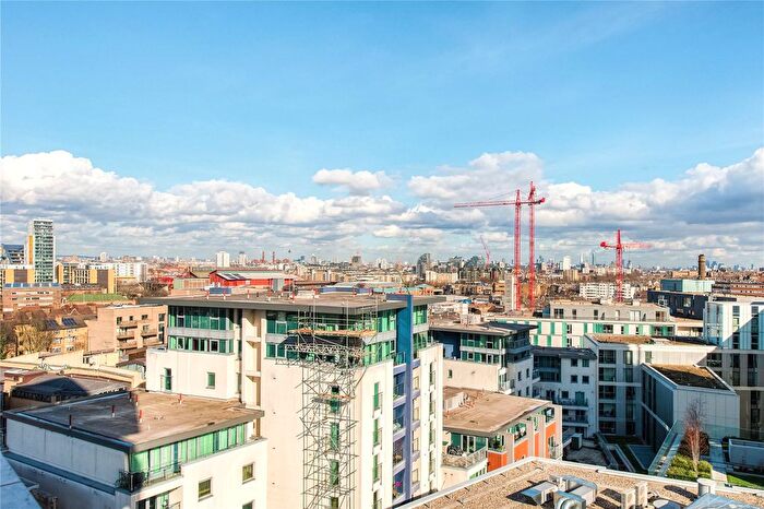 2 Bedroom Flat To Rent In Beacon Tower, Spectrum Way, London, SW18