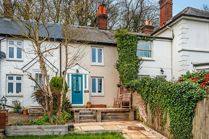 2 Bedroom End Of Terrace House For Sale In Tandridge Lane, Tandridge, Oxted, Surrey, RH8