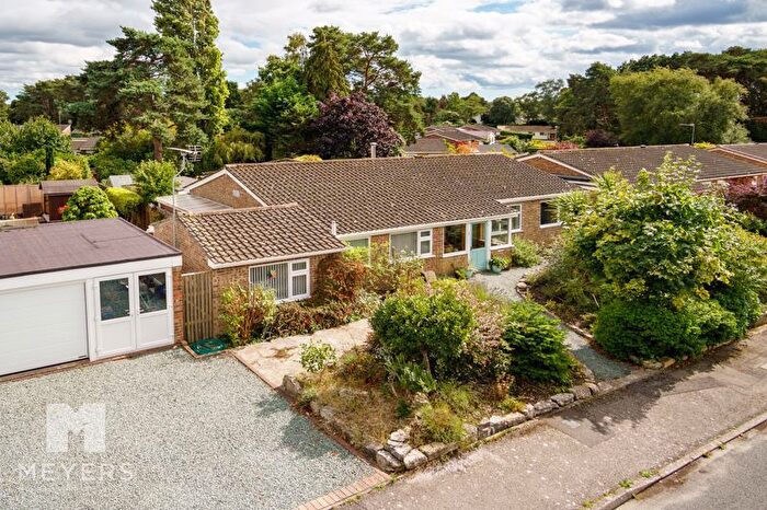 5 Bedroom Bungalow For Sale In Craigside Road, St. Leonards, Ringwood, BH24
