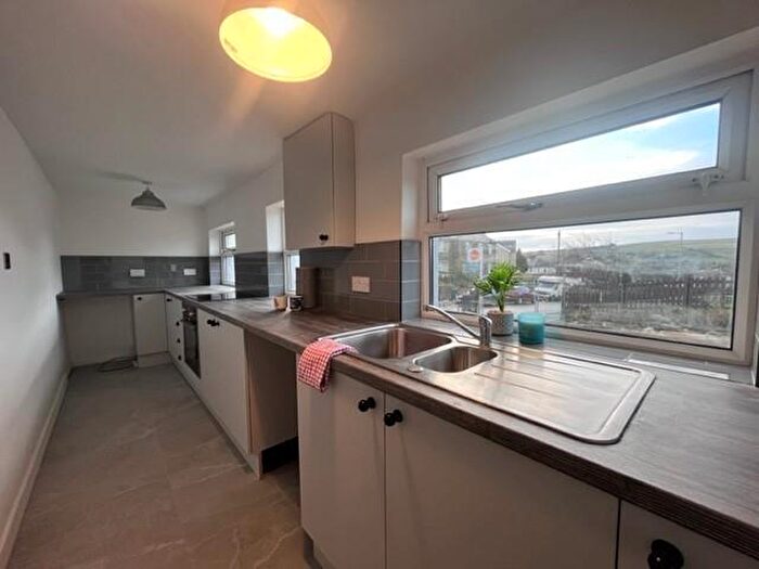 3 Bedroom End Of Terrace House For Sale In Tong Lane, Bacup, OL13