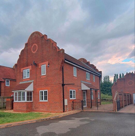 4 Bedroom Detached House To Rent In New Holland, Barrow-Upon-Humber, DN19