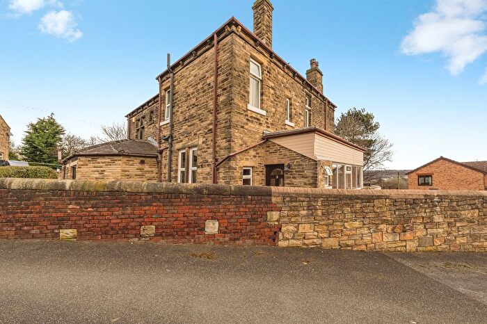 3 Bedroom Semi Detached House For Sale In Bridge Mount, Liversedge, WF15