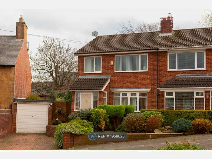 3 Bedroom Semi-Detached House To Rent In Lawrence Court, Blaydon-On-Tyne, NE21
