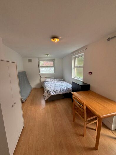 1 Bedroom Flat To Rent In Upper Tollington Park, London, N4