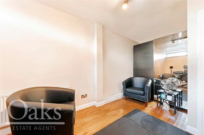3 Bedroom Terraced House For Sale In Lansdowne Wood Close, West Norwood, SE27