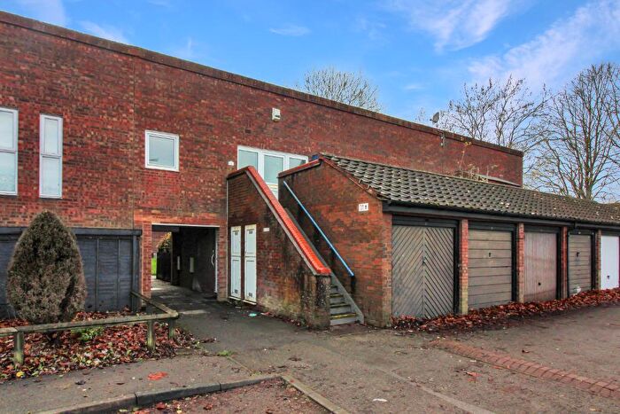 2 Bedroom Maisonette To Rent In Calvards Croft, Greenleys, Milton Keynes, Buckinghamshire, MK12