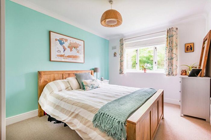 1 Bedroom Flat To Rent In Great Heathmead, Wilton House Great Heathmead, RH16