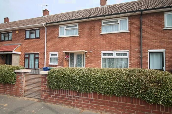 3 Bedroom Terraced House To Rent In Fleethall Grove, Stifford Clays, Grays, RM16