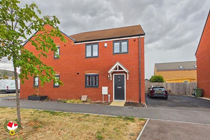 3 Bedroom Semi-Detached House To Rent In Hunts Grove Drive, Hardwicke, GL2