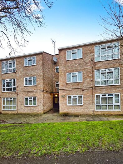 1 Bedroom Flat For Sale In Wyemead Crescent, London, E4