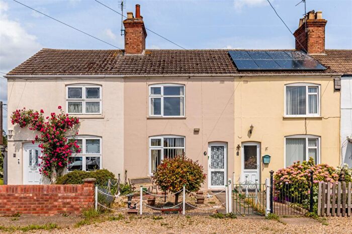 3 Bedroom Terraced House For Sale In Main Road, Langrick, Boston, PE22