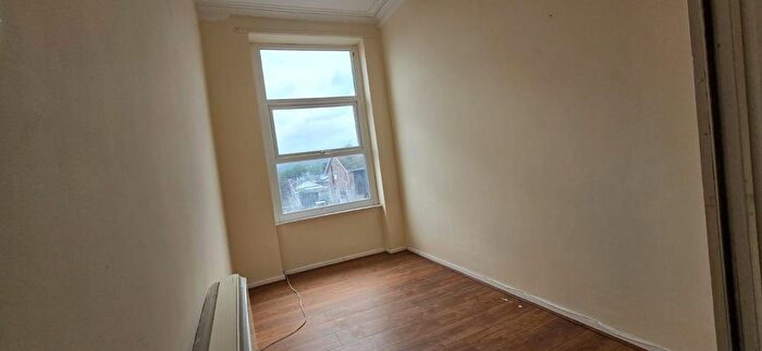 1 Bedroom Flat To Rent In South Parade, Abergele, Pensarn, LL22