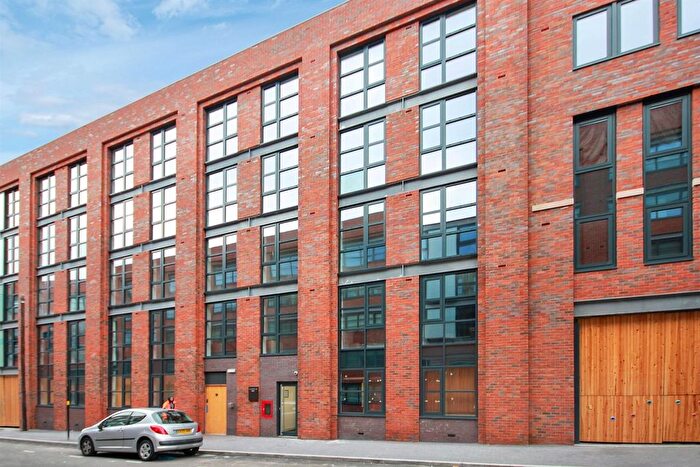 2 Bedroom Flat To Rent In Pope Street, Birmingham, B1