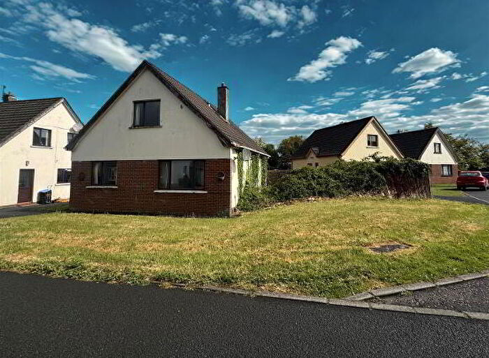 3 Bedroom Detached Chalets For Sale In Bramble Wood, Crumlin, BT29
