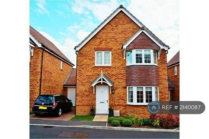 4 Bedroom Detached House To Rent In George Palmer Close, Reading, RG2