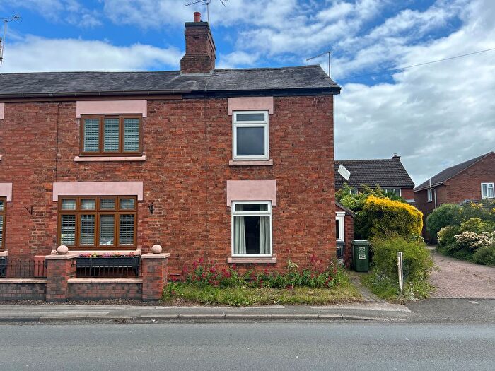 3 Bedroom End Of Terrace House For Sale In Evesham Road, Astwood Bank, Redditch, B96