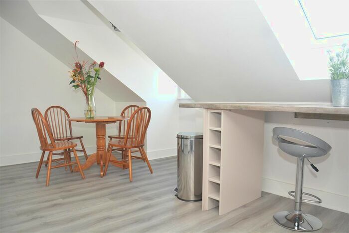 2 Bedroom Flat To Rent In Biddicks Court, Trewoon, St. Austell, PL25