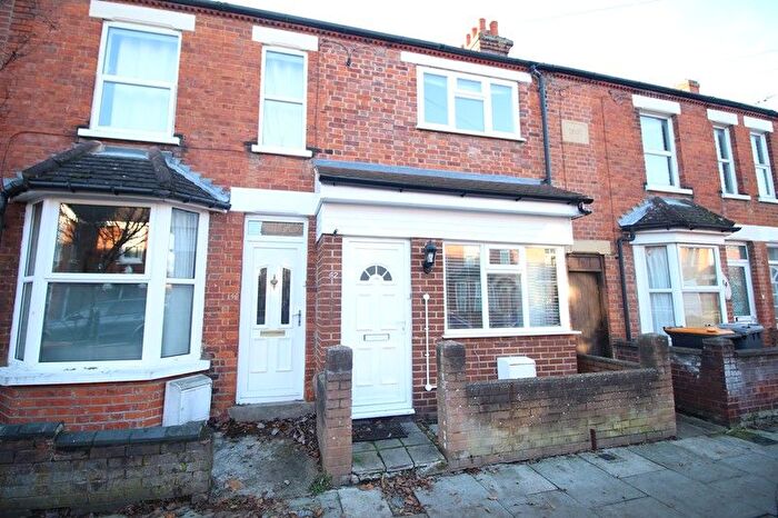 3 Bedroom Terraced House To Rent In George Street, Bedford, MK40