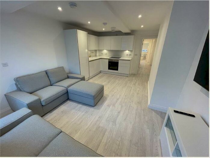 2 Bedroom Apartment To Rent In Kings Walk, Town Centre, RG1