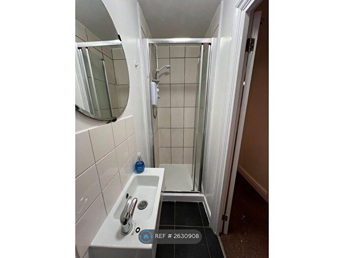 1 Bedroom Flat To Rent In Vartry Road, London, N15