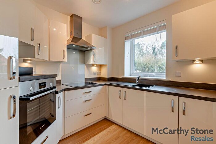 1 Bedroom Apartment For Sale In Gilbert Place, Lowry Way, Swindon, WIltshire, SN3