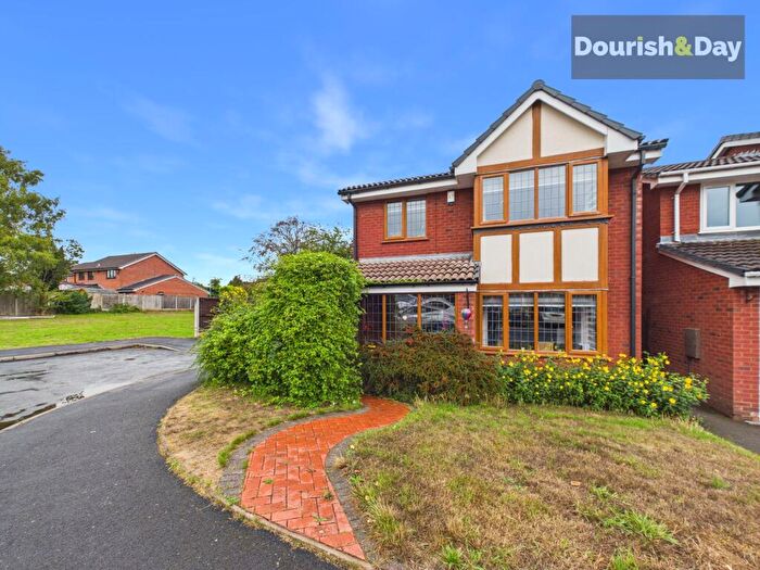 4 Bedroom Detached House For Sale In Nash Avenue, Stafford, ST16