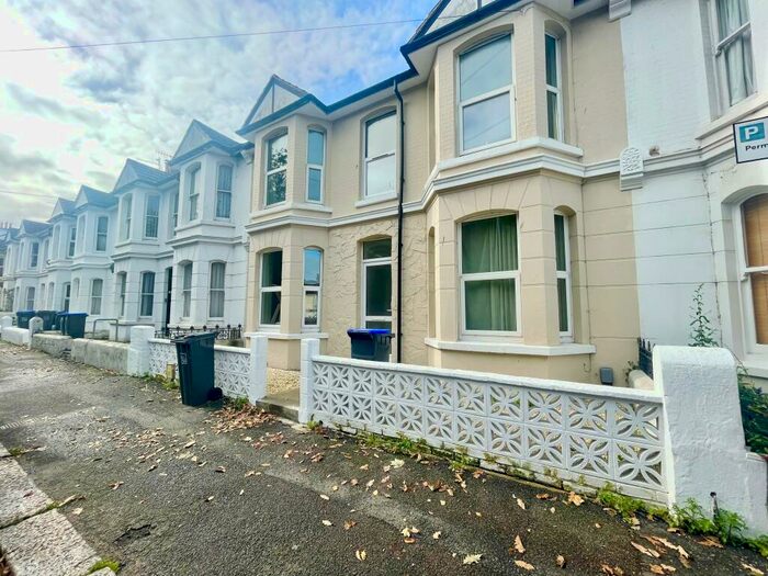4 Bedroom Terraced House To Rent In Park Road, Worthing, BN11