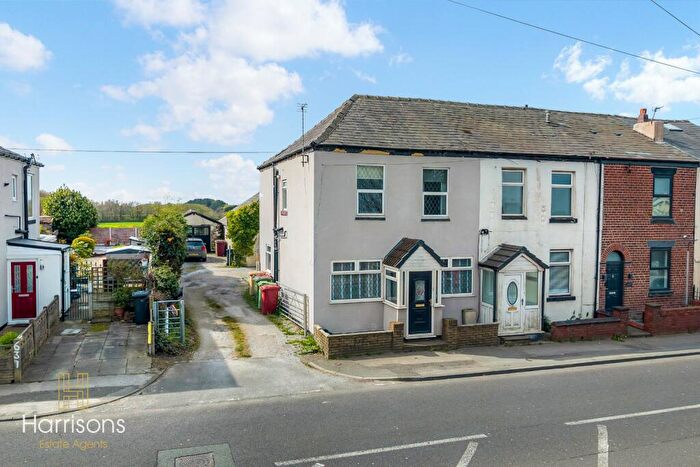 3 Bedroom End Of Terrace House For Sale In Chorley Road, Westhoughton, Bolton, Lancashire, BL5