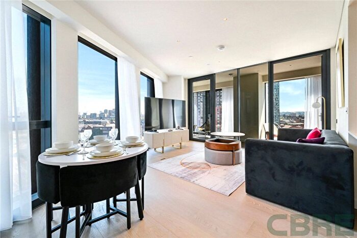 2 Bedroom Flat To Rent In River Park Tower, Nine Elms Lane, SW8