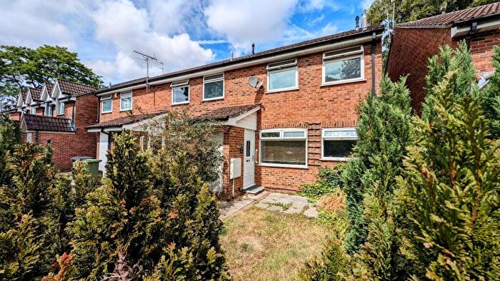 1 Bedroom House For Sale In Canterbury Close, Yate, Bristol, BS37