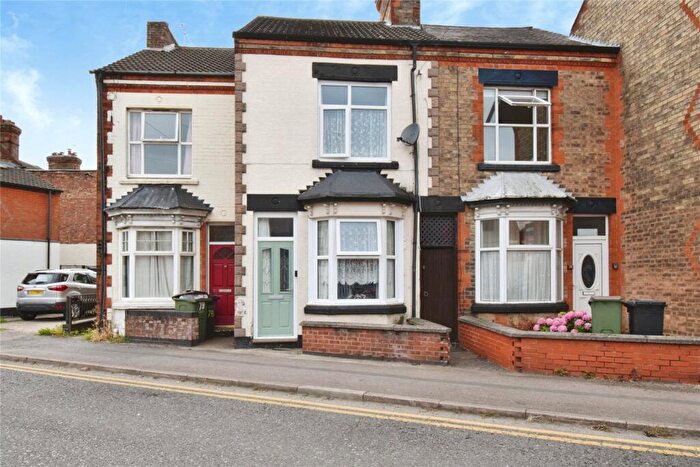 2 Bedroom Terraced House For Sale In Canal Street, Wigston, Leicestershire, LE18