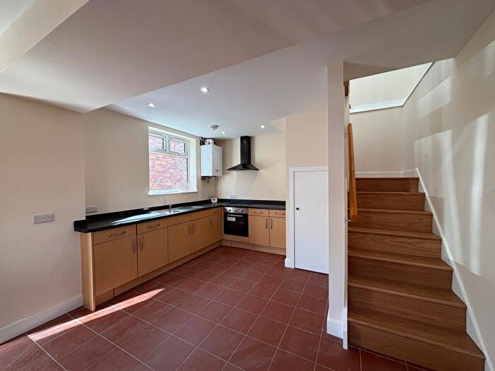 1 Bedroom Flat To Rent In Thanet Street, Clay Cross, Chesterfield, S45