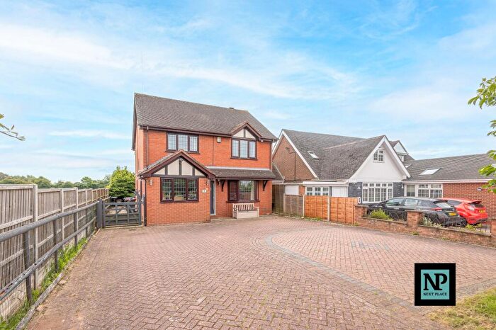 3 Bedroom Detached House For Sale In Ashby Road, No Mans Heath, B79