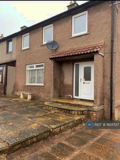 3 Bedroom Semi-Detached House To Rent In Maxwell Crescent, Cowdenbeath, KY4