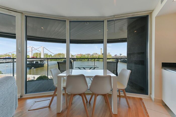 2 Bedroom Flat To Rent In Centurion Building, Chelsea Bridge Wharf, London, SW11