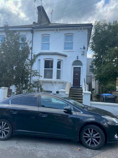 2 Bedroom Flat To Rent In Marlborough Road, Ramsgate, CT11